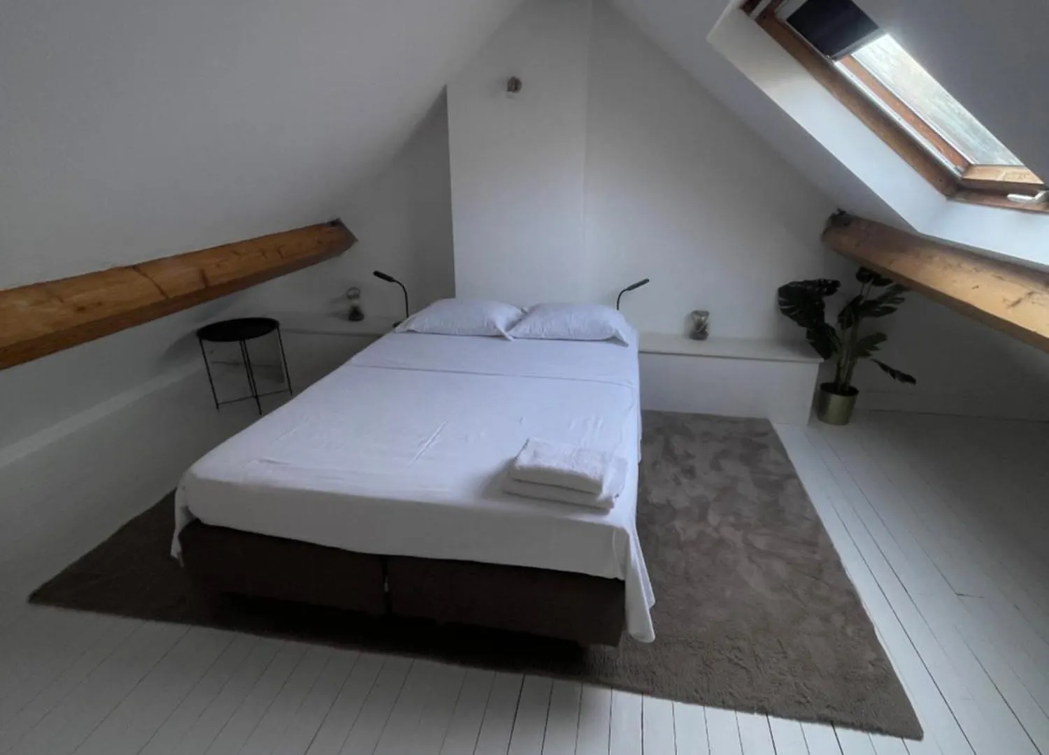 Апартаменты Attic European Quarter Брюссель 0*,  Бельгия